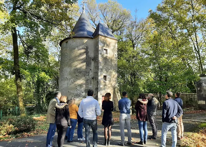 Chateau De Mornay