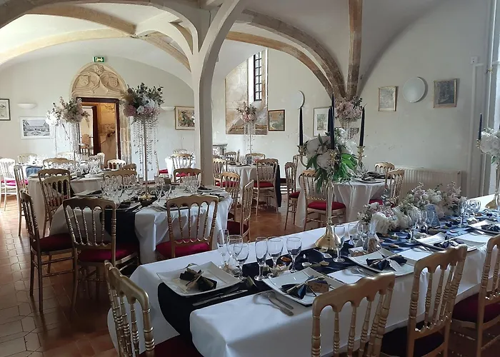 Chateau De Mornay
