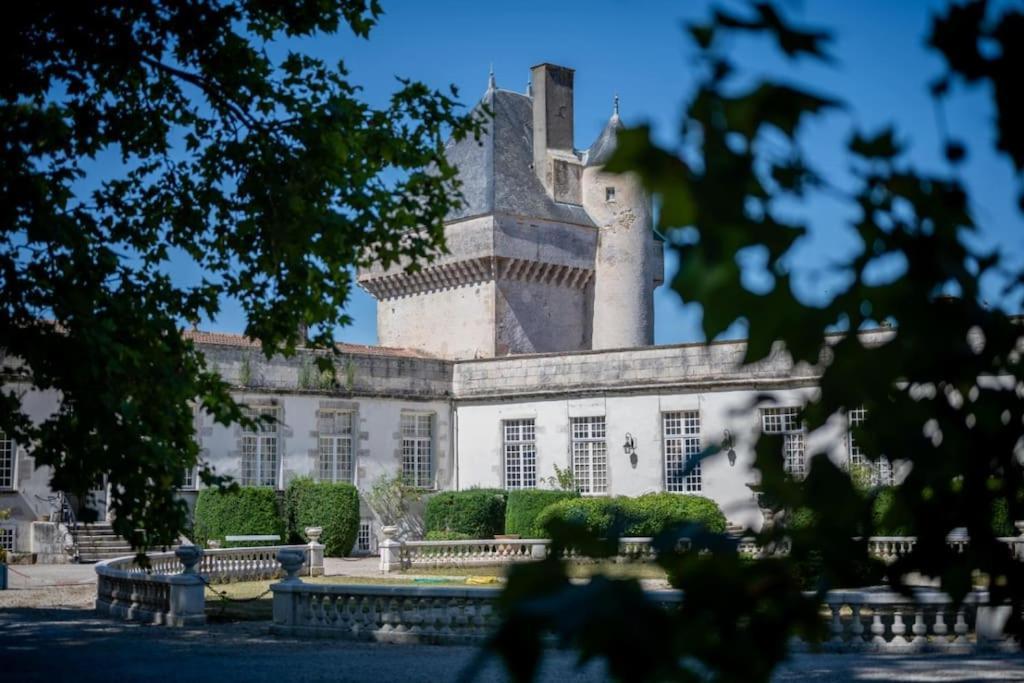 Chateau De Mornay Apartment *
