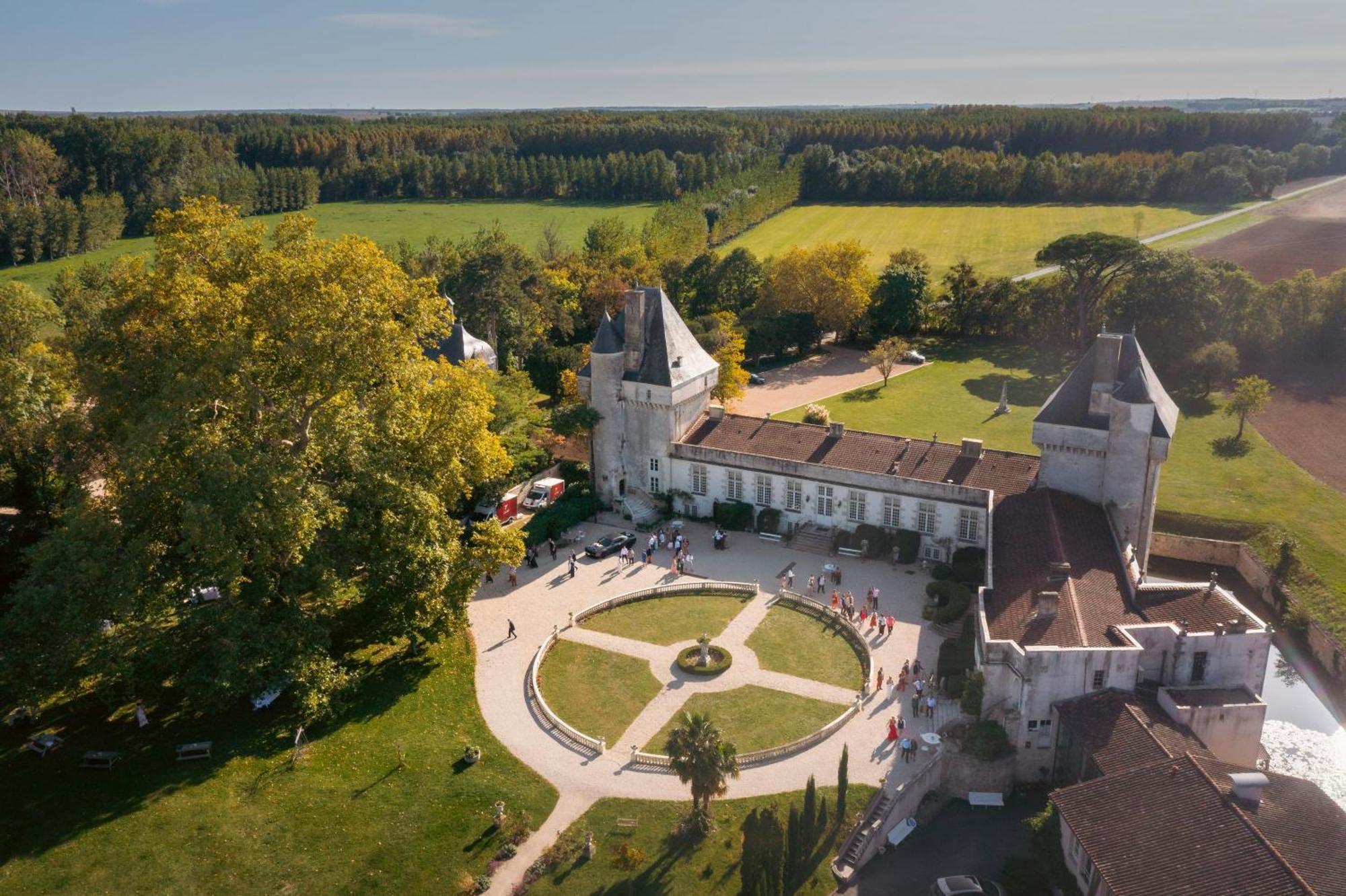 Chateau De Mornay Apartment *